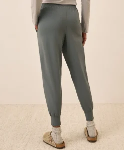 Organic Luxe Essential Jogger