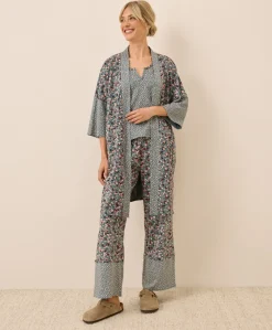 Organic Staycation Short Robe